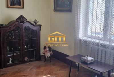 Casă de vanzare - Eleganță interbelică in centrul Ramnicului Valcea - 9