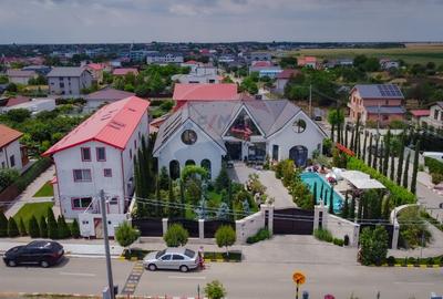 Resedinta exclusivista de vanzare, la 3 minute de Constanța in Cumpana - 15