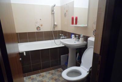 Apartament 3 camere decomandat,2 gr.sanitare,2 balcoane,145000 Euro - 7