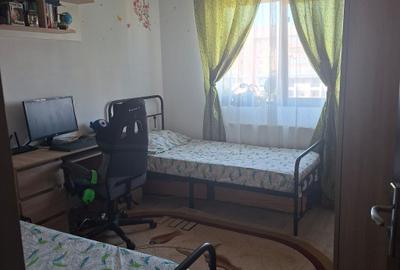 FARA COMISIOANE ap cu 2 camere la et 5 la cheie cu centrala proprie merita vazut - 6