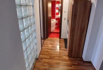Apartament 2 camere - zona Trocadero - 128.000 euro (cod E6) - 4