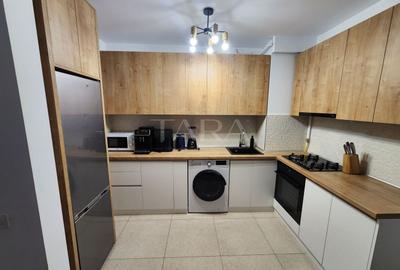 Apartament cu 2 camere semidecomandat, mobilat în Bulgaria