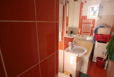 Inchiriere apartament cu 3 camere  pe bdul Cetatii - 29