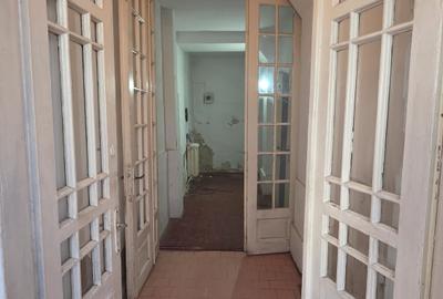 Piata Ovidiu , Centru vechi, 4 camere , 2 bai - 7