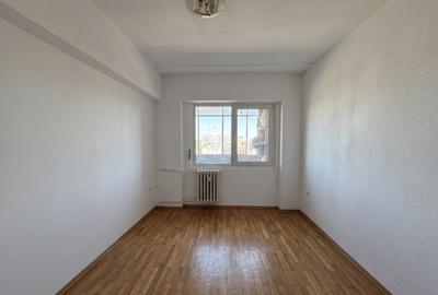 Apartament 3 camere zona Gorjului | Metrou la 2 min - 5