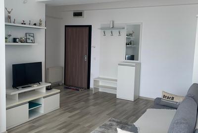 Apartament cu 2 camere decomandat, mobilat în Mamaia