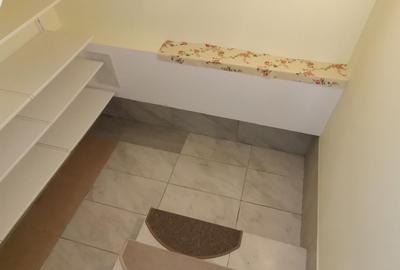 INCHIRIEZ casa 5 camere decomandate ,cu garaj,zona Calea Cisnadiei - 20