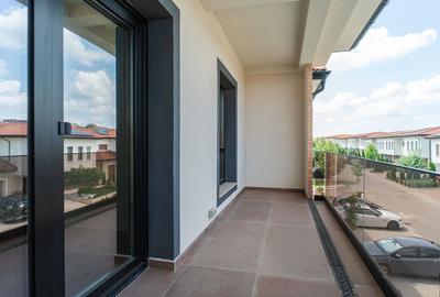 Intabulat, Apartament 3 camere, 2 bai, etajul 1 - 13