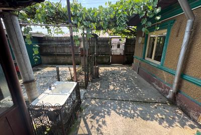 Rahova-Sos. Alexandriei, Casa individuala 4 Camere, Disponibila imediat - 12