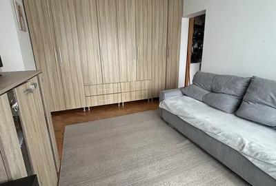 Apartament cu 3 camere semidecomandat, mobilat în Grigorescu