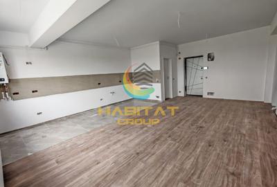 Apartament cu 3 camere decomandat în Metalurgiei
