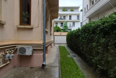 Apartament 5 camere pretabil birouri/locuit - 1
