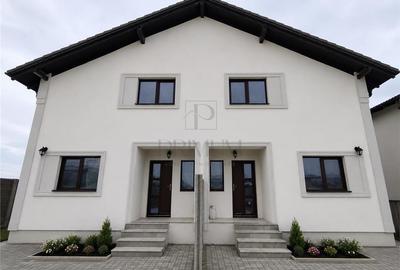 Duplex spatios la asfalt - toate utilitatile - acces rapid - 1