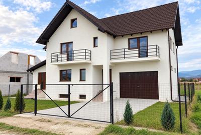 Casă individuală cu 4 camere, 174 mp utili, 300 mp teren, Partoș - 1