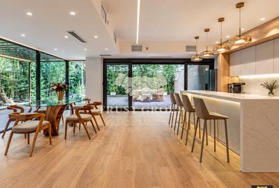 Apartament cu 4 camere decomandat, mobilat în Herăstrău