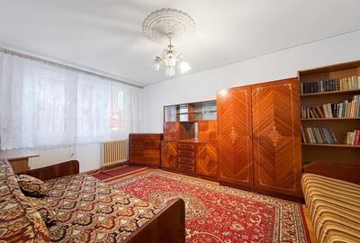 RECO Apartament la etaj 1 pe Bulevardul Dacia - 2
