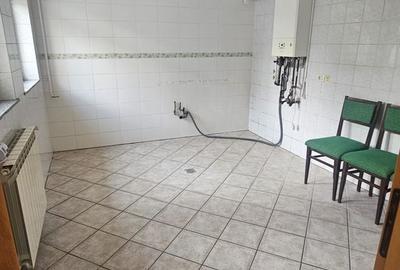 Carol Knappe | Casă Renovată | 5 Camere | Ideală pentru Birouri - 6