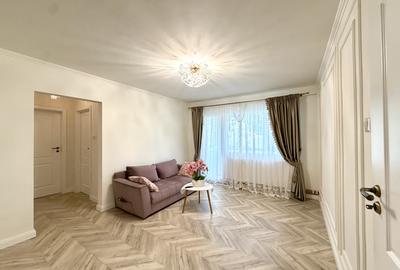 Apartament cu 2 camere semidecomandat, mobilat în Take Ionescu