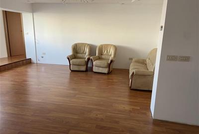 Apartament 4 camere transformat in 3 camere , zona ultracentrala Piata Moldovei - 3