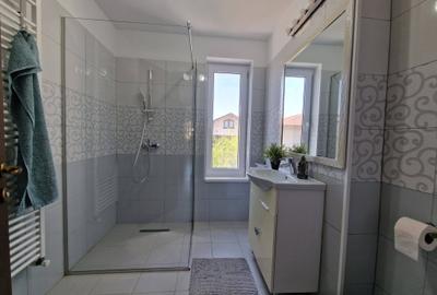 VILA DE INCHIRIAT IN CONSTANTA - 12