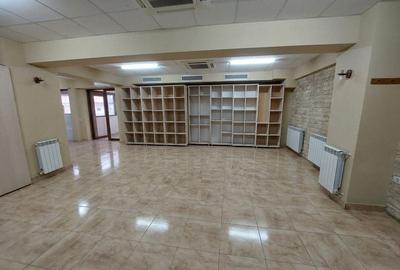 Spațiu comercial , D+P, 256 mp.,trafic intens, parcare proprie - 4