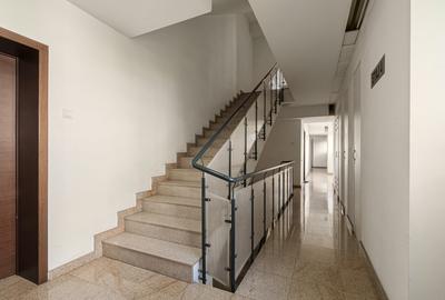 Victoriei, 3 camere, an 2009, loc de parcare inclus - 15