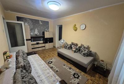 Apartament cu 2 camere semidecomandat în Hipodrom