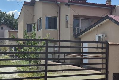 Casă cu 4 camere în Chiajna