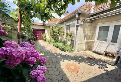 Casă individuală cu 4 camere în Cugir