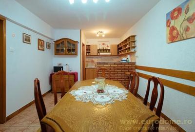 Casa renovata, mobilata si utilata complet - 43
