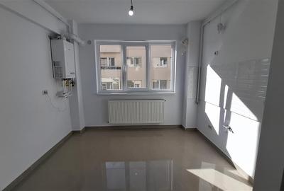 Apartament cu 3 camere decomandat în Valea Lupului