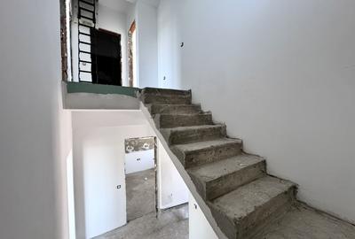 Duplex Domnești la alb | 4 camere| Încălzire Pardoseală | Teren 300mp | Cheie - 13