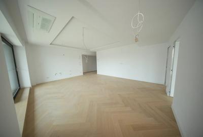 Apartament cu 3 camere decomandat în Unirii
