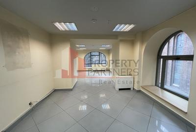 Spatiu comercial / show-room, magazin central - Universitate. - 8