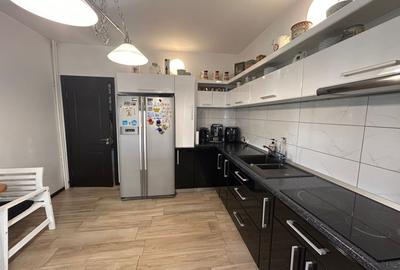 Casa de vanzare , 6 camere , 200 mp , Zona Cetate - 12