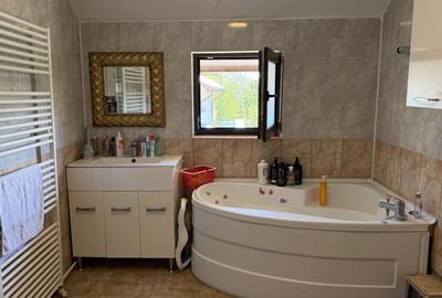 Vila superba 5 camere, dormitor jos, 188 mp, 457 mp teren, garaj, Ciorogarla - 13