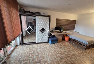 Apartament o camera, 34 mp, parcare, etaj 2, AC, zona Florilor! - 1