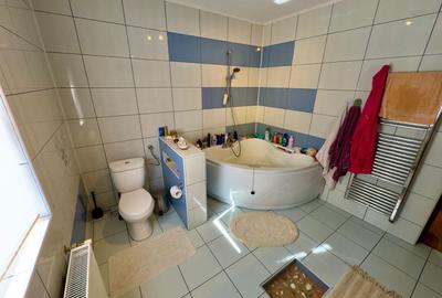 Casă individuală P+1+M | 4 camere | Mobilată | 2 deschideri | Stradal - 24