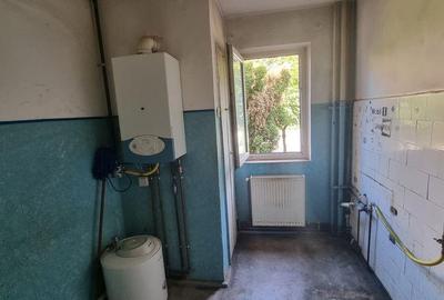 Apartament cu 3 camerela etaj 1 zona Scriitorilor, bdul Alexandru Vlahuta, Braso - 4