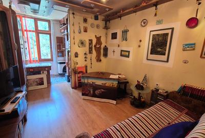 Garsonieră semidecomandată în Răcădău