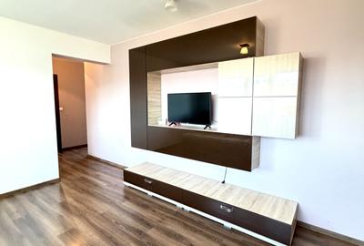 Apartament cu 3 camere de închiriat,parcare,disponibil imediat - 1