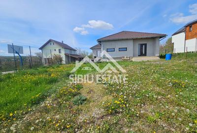 Casa noua pe un nivel, pivnita si curte mare 800 mp - 6