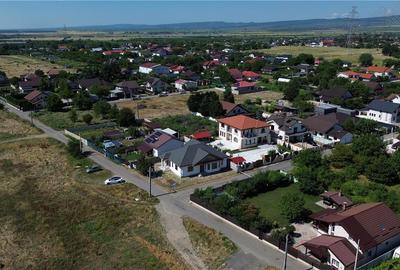Casă cu 3 camere în Gară