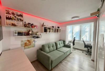 Apartament cu 3 camere decomandat, mobilat în Calea Moldovei