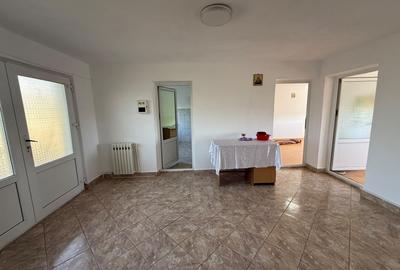 Apartament de inchiriat in vila – Zona Avram Iancu, 3 camere, nemobilat - 2