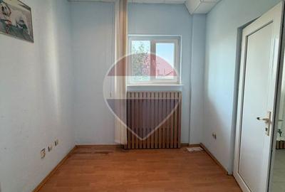 Proprietate mixtă – 1.109 mp teren + clădire 512 mp P+1+M , Toamnei - 10