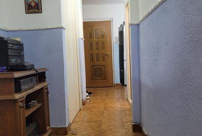 APARTAMENT 2 CAMERE DECOMANDAT CONFORT MAXIM ZONA POARTA 6 - 10