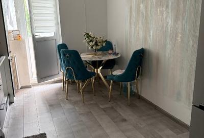 Apartament cu 2 camere decomandat, mobilat în B-dul București