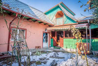 Casa spațioasă din Comănești – locuință pentru familii mari sau sediu de firma? - 4