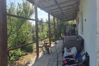 Casă individuală cu 3 camere în Cotu Văii